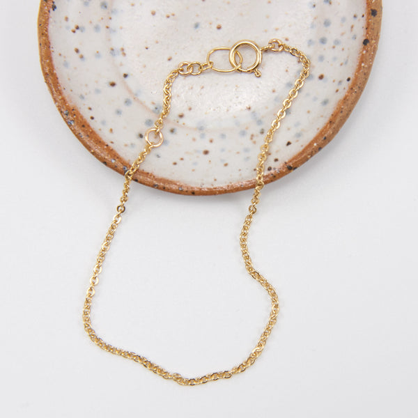 Artisanal women's accessories handcrafted designs