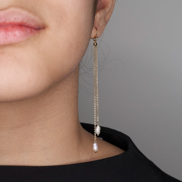 FELI CHAIN DROP EARRINGS