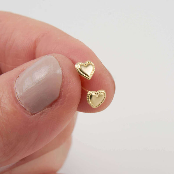 HERTA HEART STUD EARRINGS