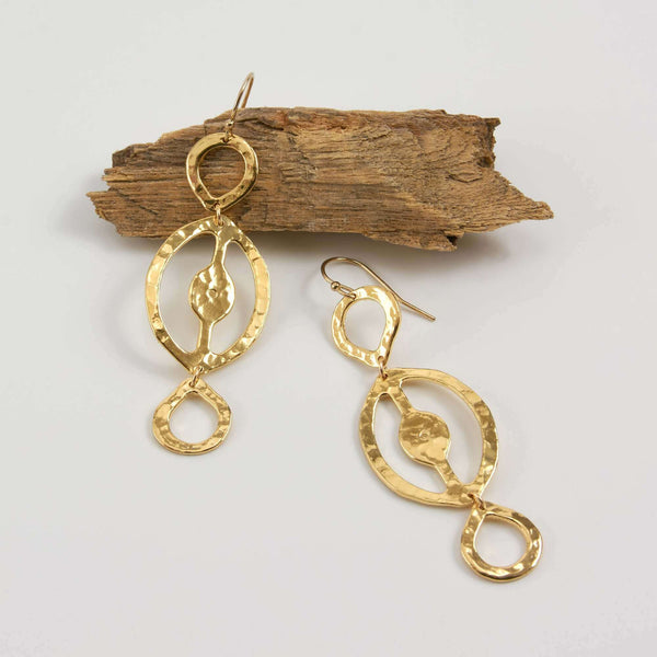 ITZA HAMMERED DANGLE EARRINGS