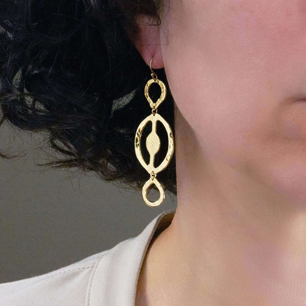 ITZA HAMMERED DANGLE EARRINGS