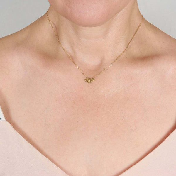 AMILIA FLORAL FAN NECKLACE