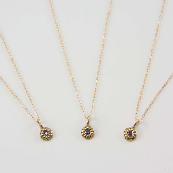 DELIA TINY FLOWER PENDANT NECKLACE