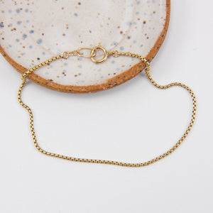 SIMPLE CHAIN BRACELET