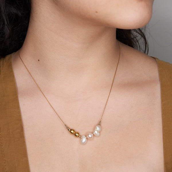 CIRRA PEARL NECKLACE