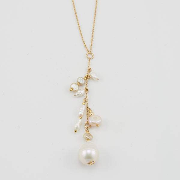 VELA PEARL PENDANT NECKLACE