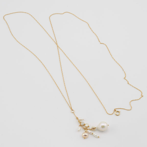 VELA PEARL PENDANT NECKLACE