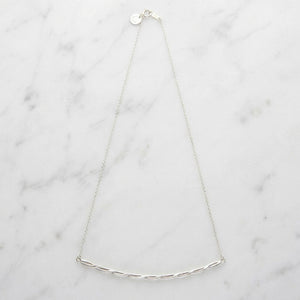 LAURA TWIST BAR PENDANT NECKLACE