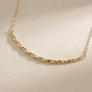 LAURA TWIST BAR PENDANT NECKLACE