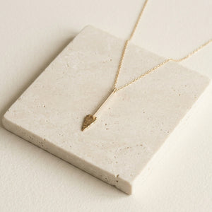 ARROW SHORT DROP PENDANT NECKLACE