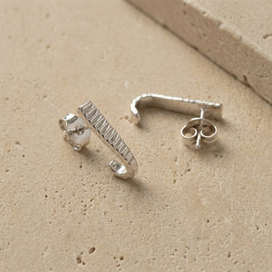 TALON HOOK STUD EARRINGS