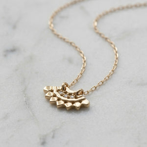 AMELIE DIAMOND FLORAL FAN NECKLACE