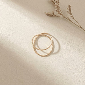 DOUBLE HAMMERED HOOP RING