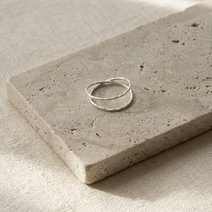 DOUBLE HAMMERED HOOP RING