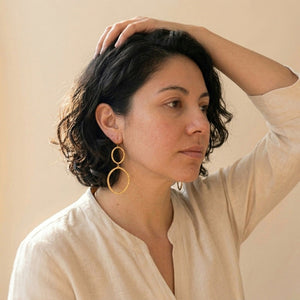 TENA HAMMERED DANGLE EARRINGS