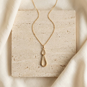 AMAIA PENDANT NECKLACE
