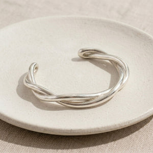FREYA TWIST BRACELET