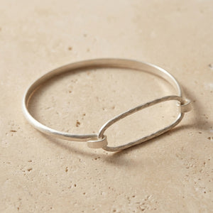SOLO OVAL BANGLE BRACELET