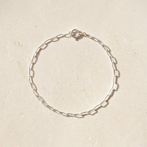 SIMPLE CHAIN BRACELET