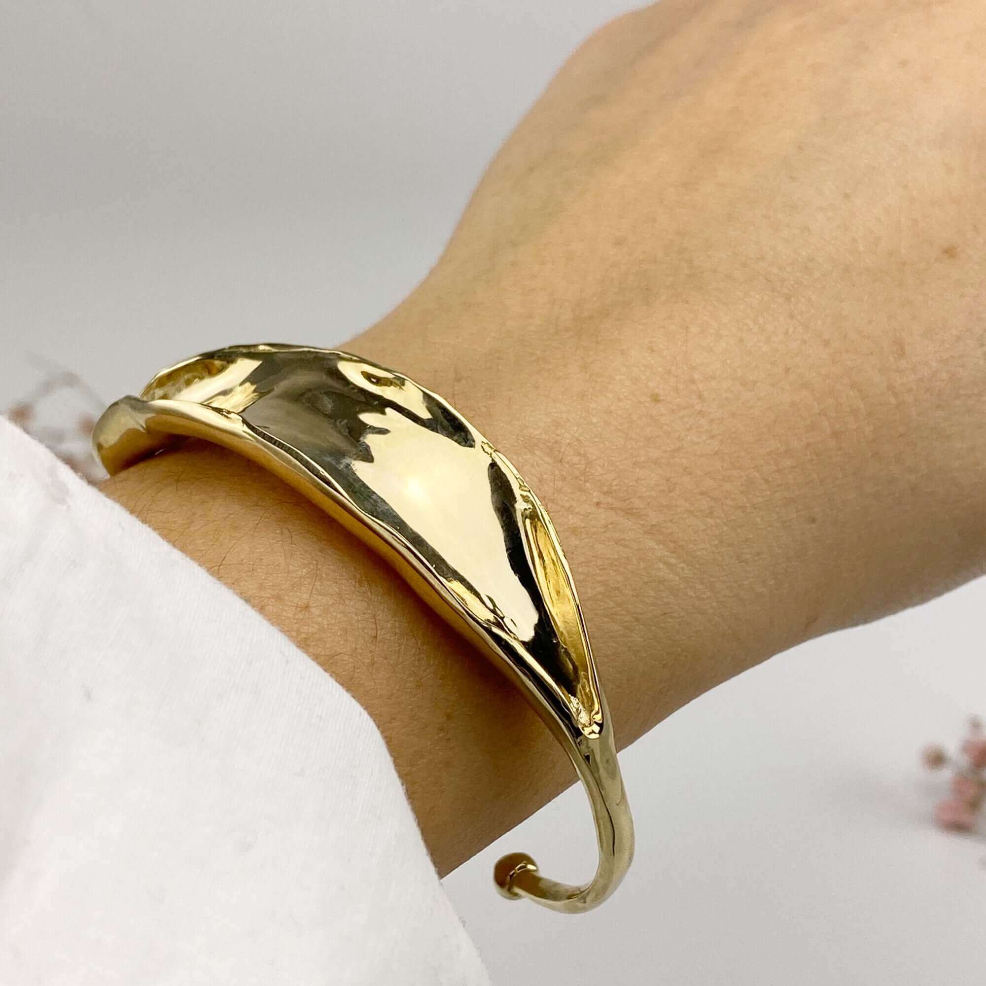 Buy Gold Plated Handcrafted Brass Bracelet | N20/ETAD1 | The loom