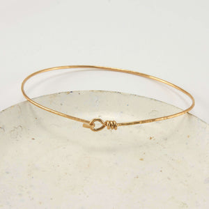 PIPA THIN BANGLE BRACELET