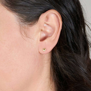 HERTA HEART STUD EARRINGS