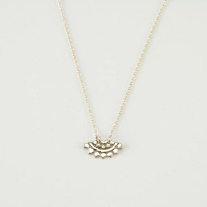 AMILIA FLORAL FAN NECKLACE