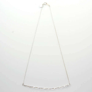 Silver chain necklace with cast twisted rope bar pendant.