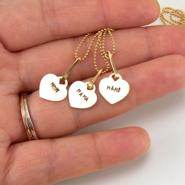 MOM HEART PENDANT NECKLACE